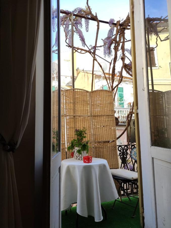 Hotel Glicine Ноли Экстерьер фото